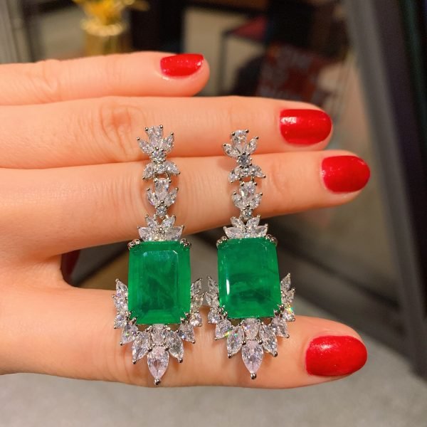 Laura Simulation Emerald Ring Necklace Earrings Set - Image 6