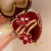 Trixie Retro Exquisite High-End Flower Ruby ​​Ring - Image 2